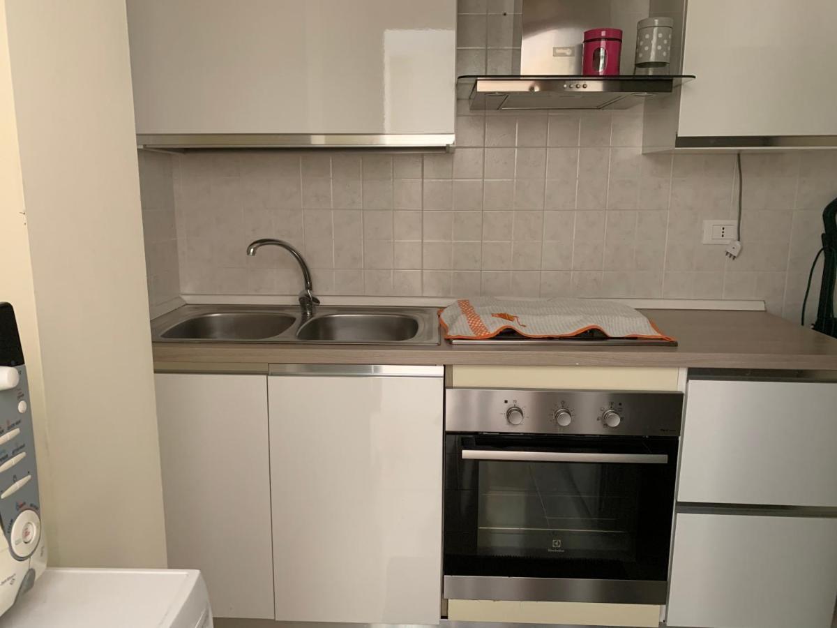 Appartamento In Villa A 波利科罗 外观 照片