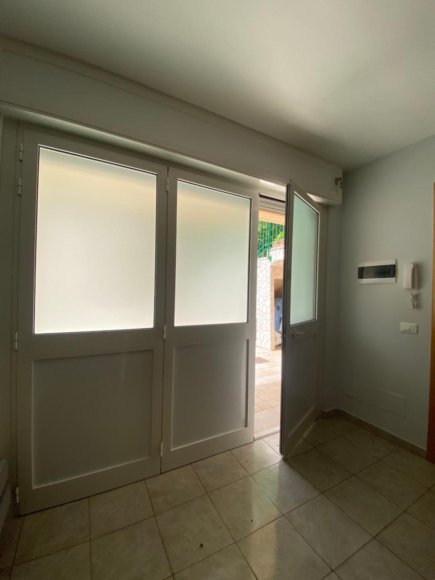 Appartamento In Villa A 波利科罗 外观 照片